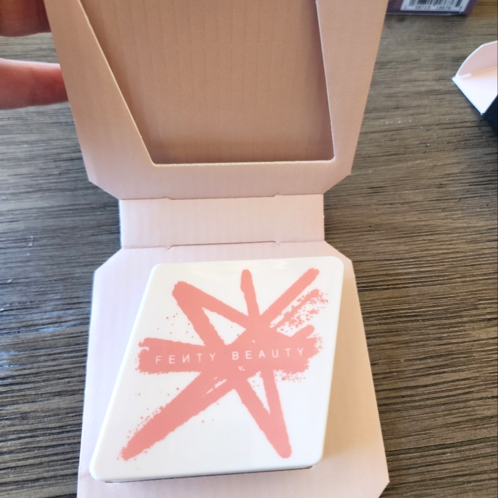 Fenty Beauty Suede Powder Blush - Sundress SZN - Picture 4 of 6
